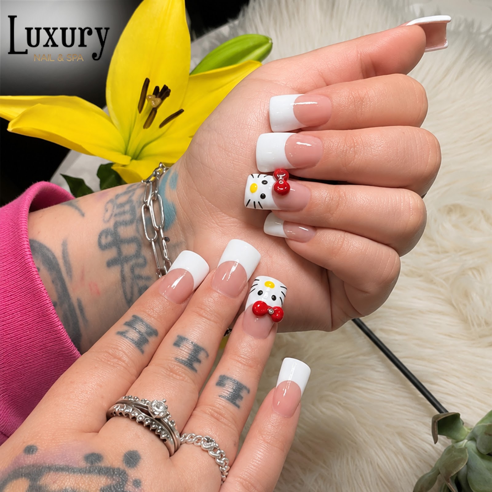 Luxury Nail & Spa nail photo 3